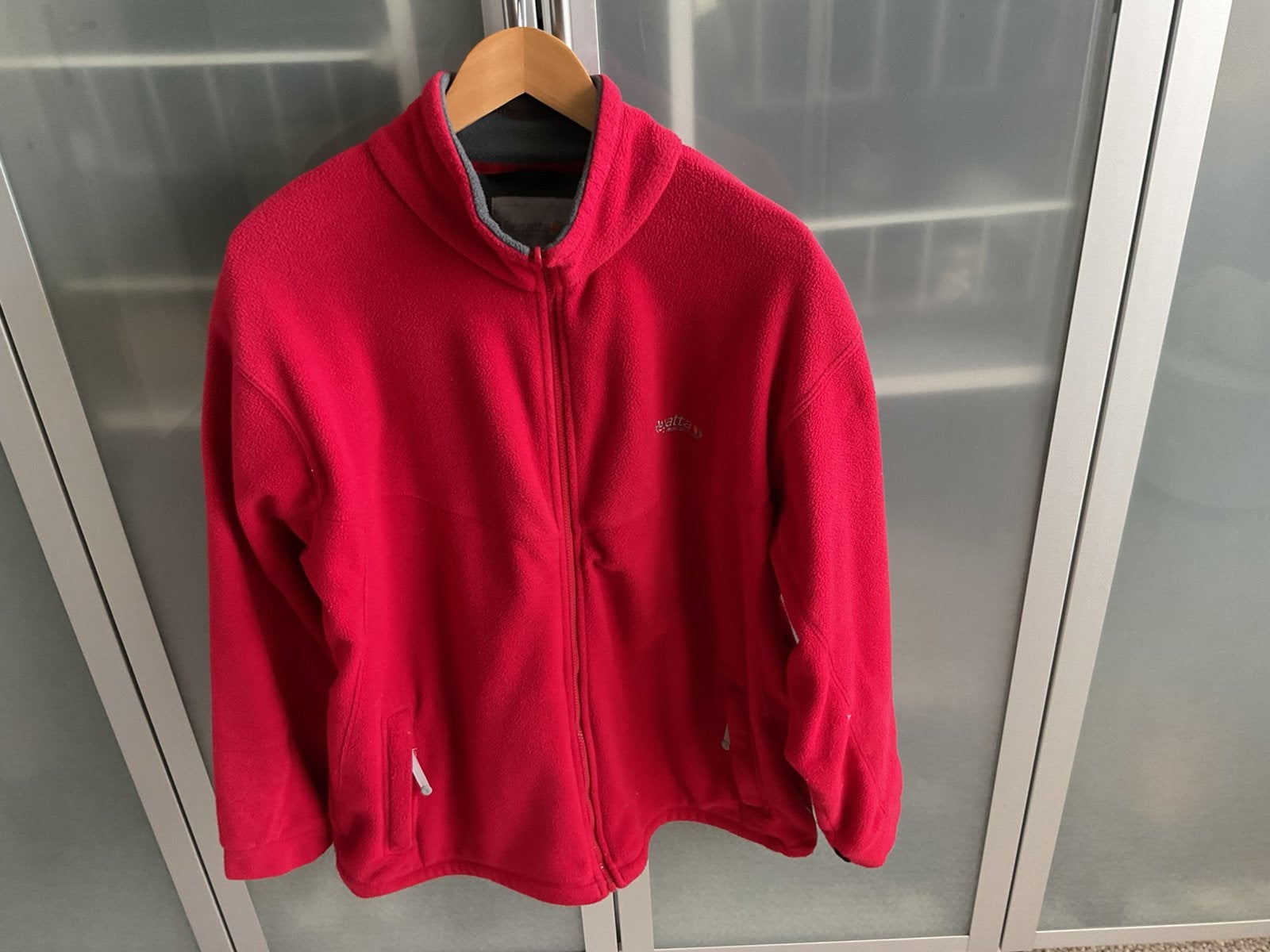 Fleece vest, Ophalen, Zo goed als nieuw, Maat 46/48 (XL) of groter, Rood