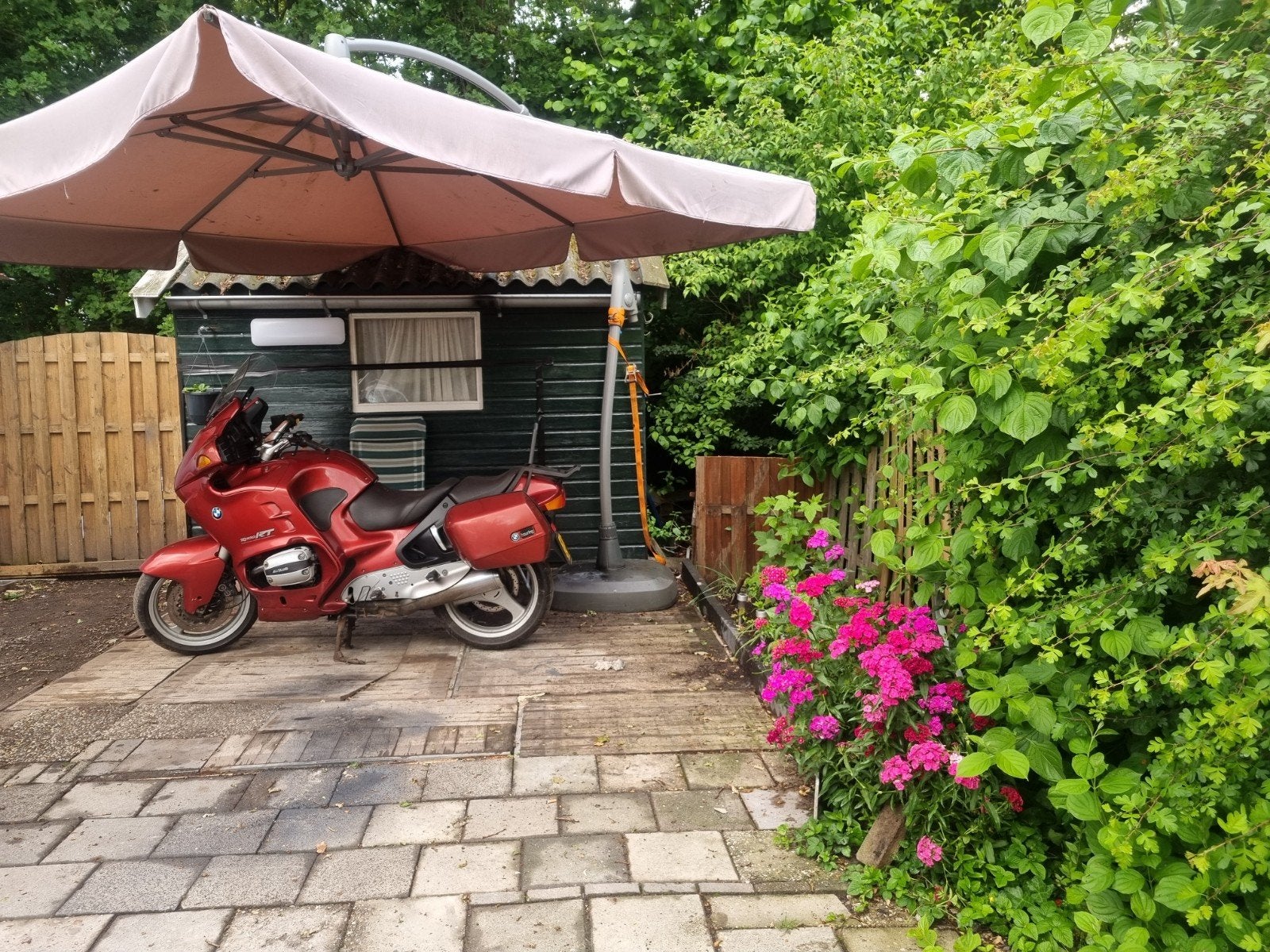 BMW R1100RT, Motoren, Ophalen