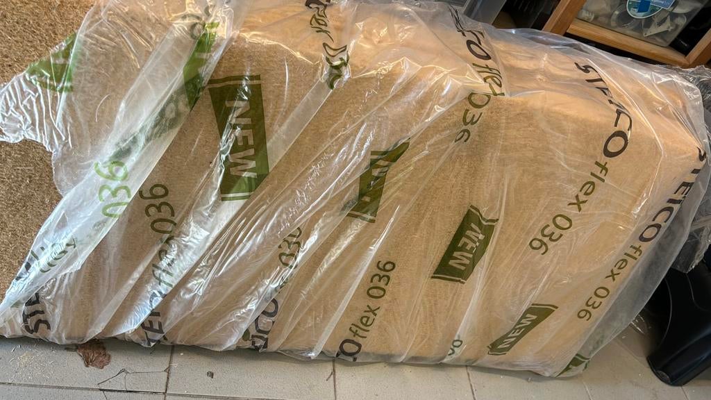 Houtvezelisolatieplaat 10cm dik, 120x57,52x, Doe-het-zelf en Verbouw, Ophalen, Overige materialen, Zo goed als nieuw, Minder dan 5 m²