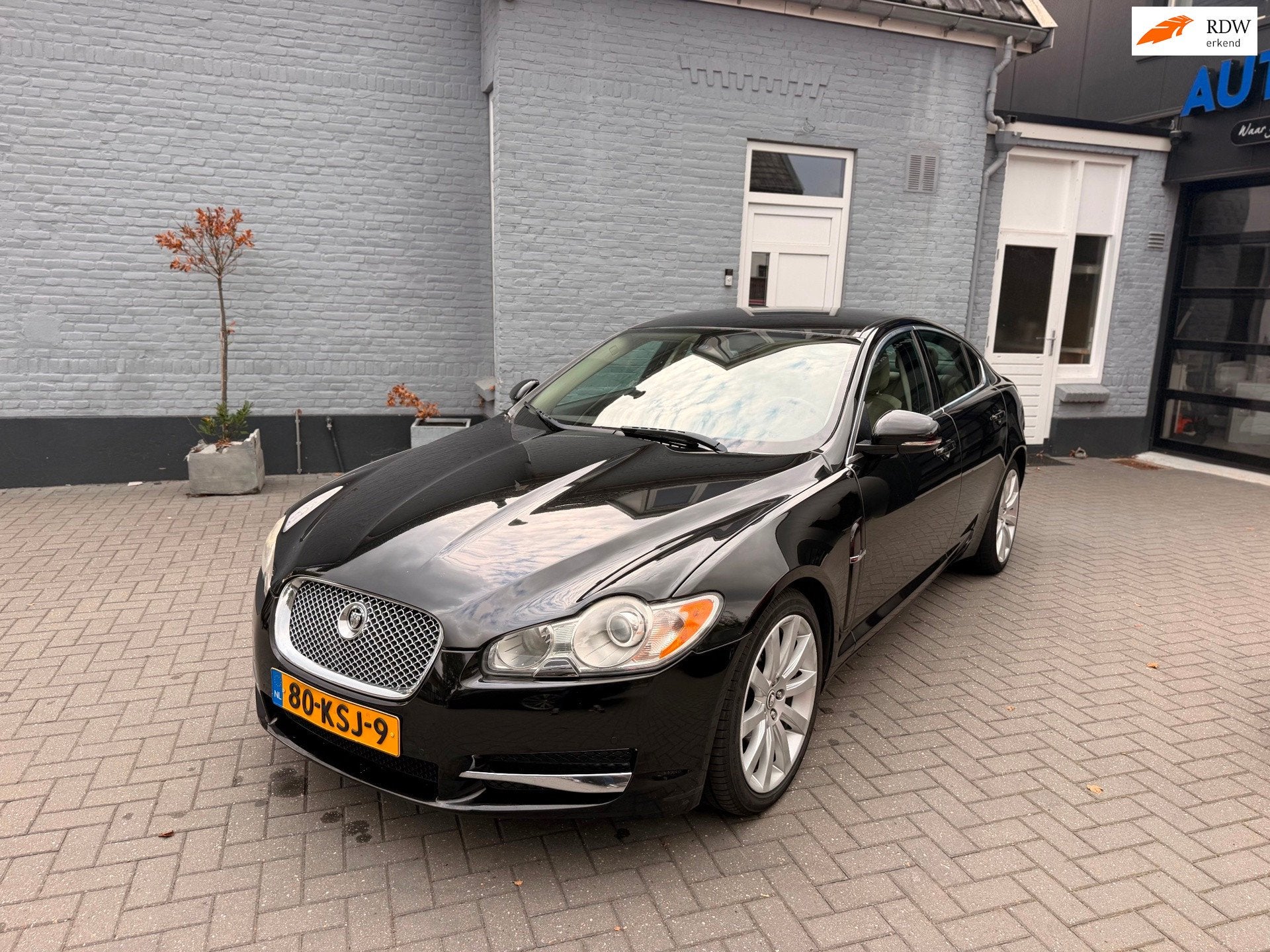 Jaguar XF 3.0 V6 | YOUNGTIMER | LEER | CAMERA | ELEK. STOELE, Automaat, 238 pk, Achterwielaandrijving, Gebruikt