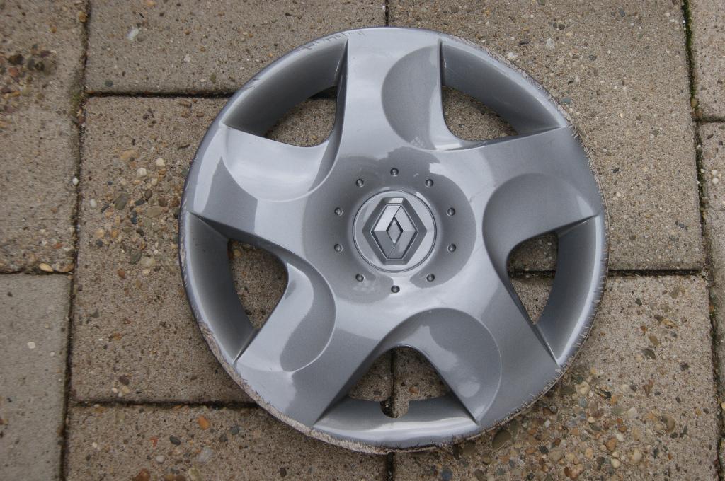 1 losse originele wieldop Renault Twingo 14 inch, Auto diversen, Wieldoppen, Ophalen of Verzenden, Gebruikt