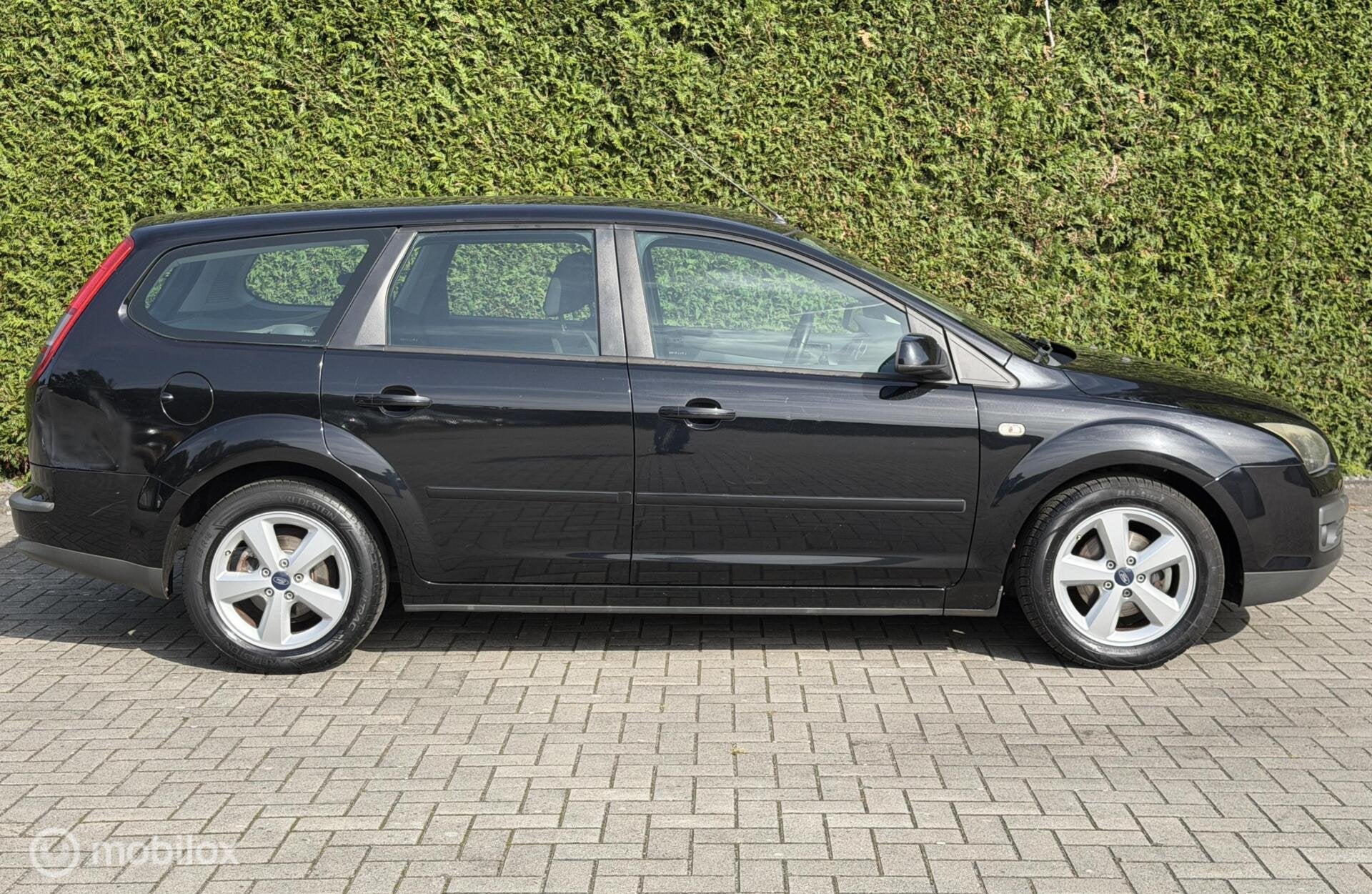 Foto 16 van Ford Focus Wagon 1.6-16V Koude Airco Cruise Distributie verv
