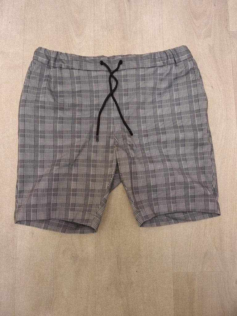 Korte broek Daily Aesthetikz maat XL, Kleding | Heren, Broeken en Pantalons, Maat 56/58 (XL), Ophalen of Verzenden, Zo goed als nieuw