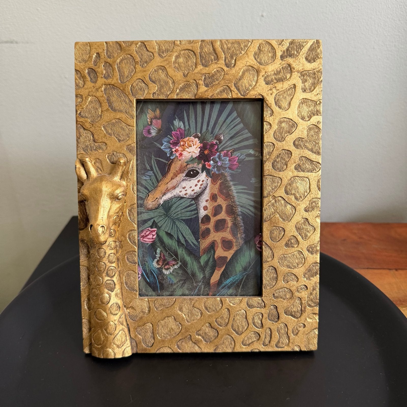Gouden fotolijst met giraffe - Afrikaanse stijl, Ophalen of Verzenden, Zo goed als nieuw, Overige materialen