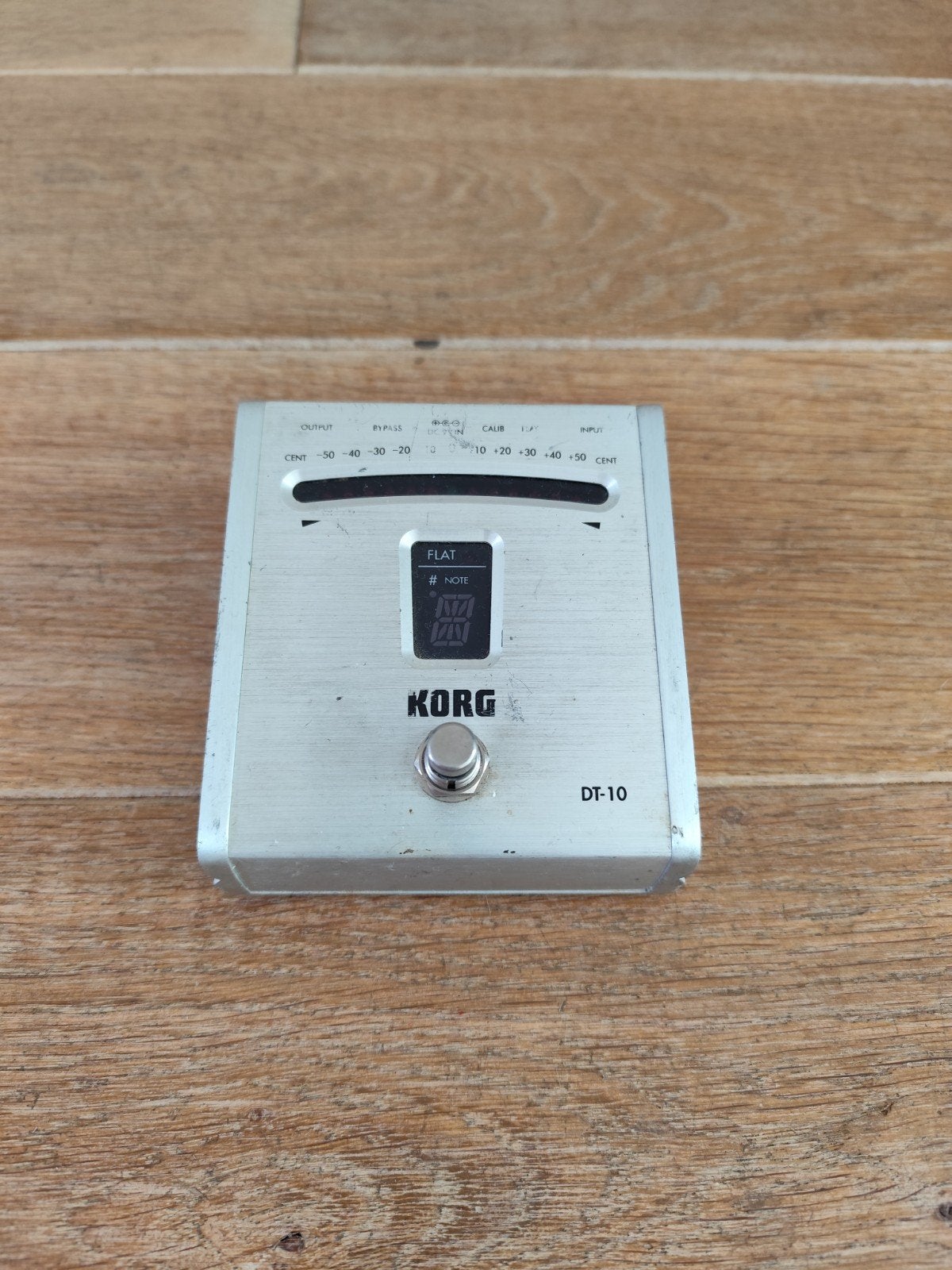 Korg DT-10 Gitaar/Bas Gitaar Tuner Pedaal, Ophalen of Verzenden, Gebruikt, Overige typen