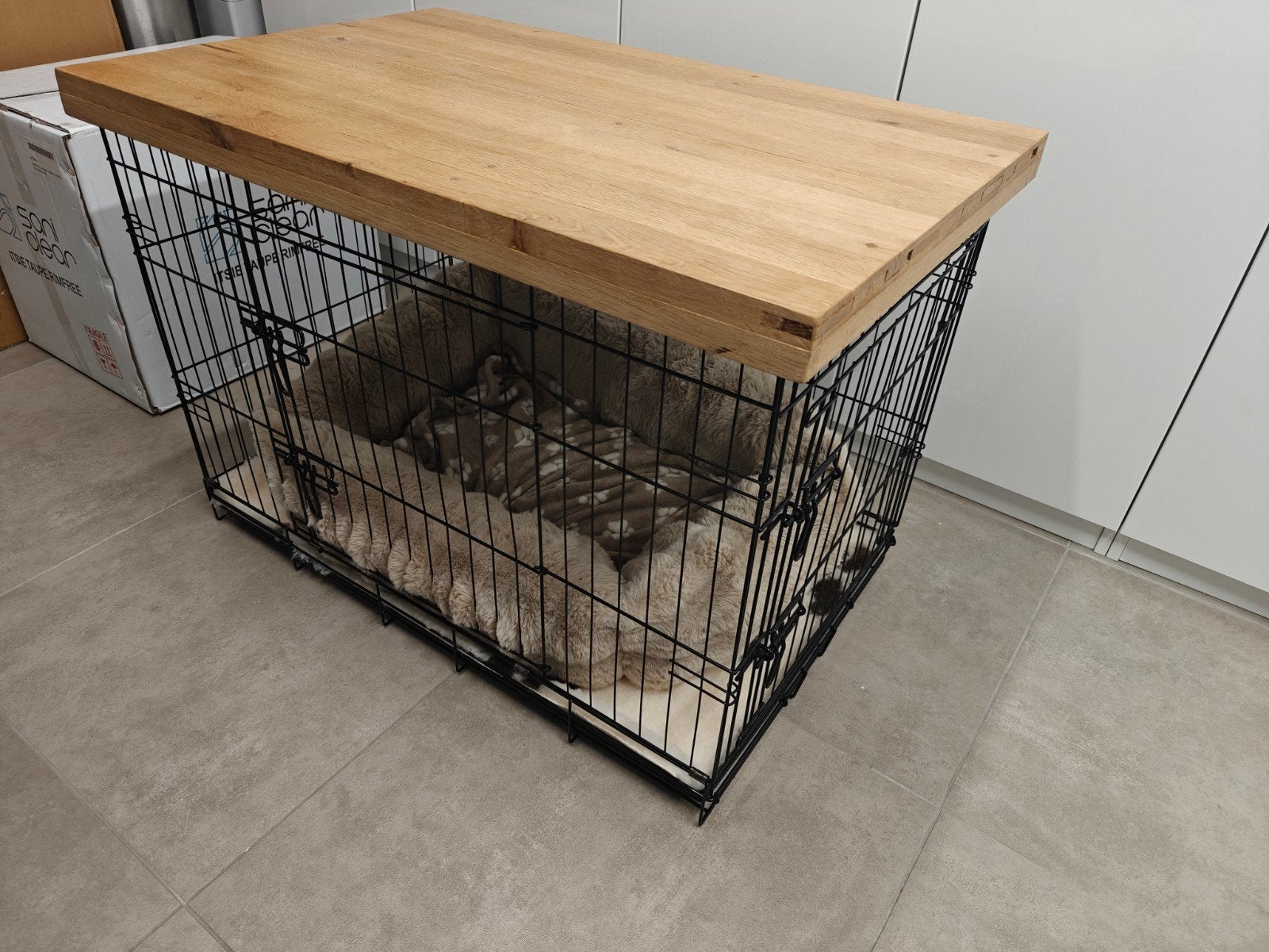 bench 90x60 inclusief eiken houten blad, Dieren en Toebehoren, Hondenbenches, Ophalen, Zo goed als nieuw