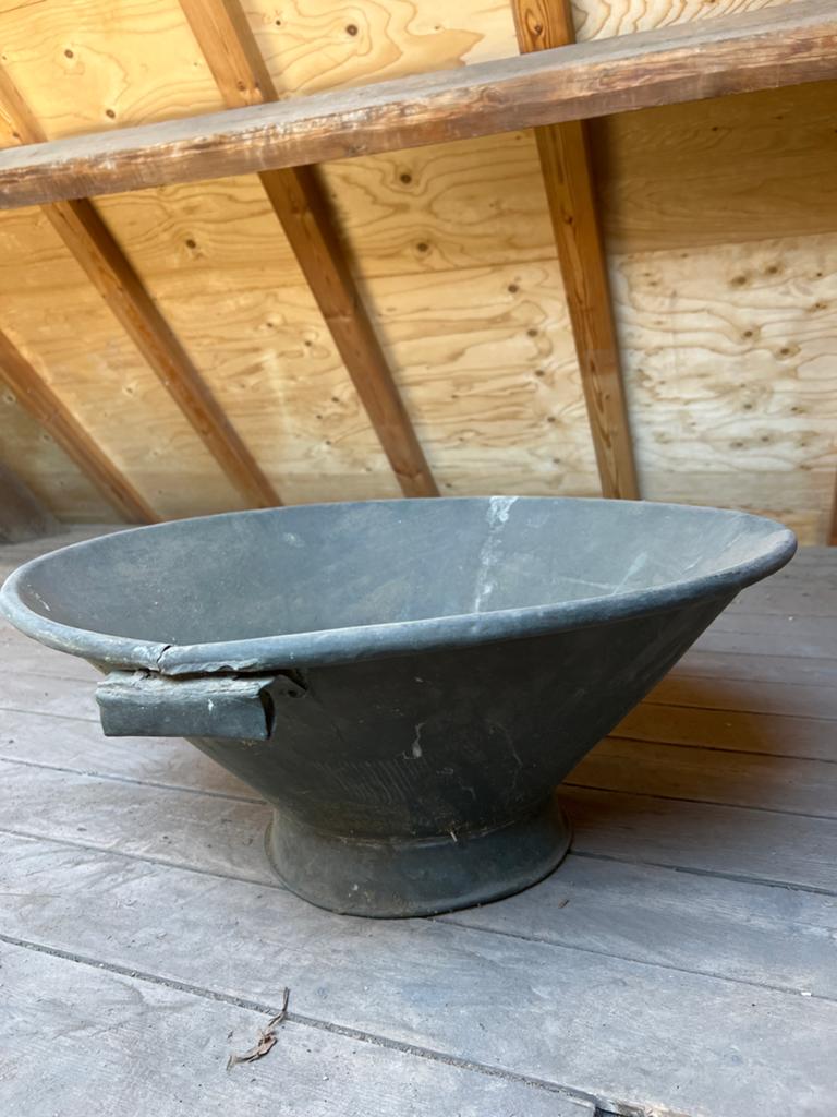 Grote oude zinken teil, Ophalen