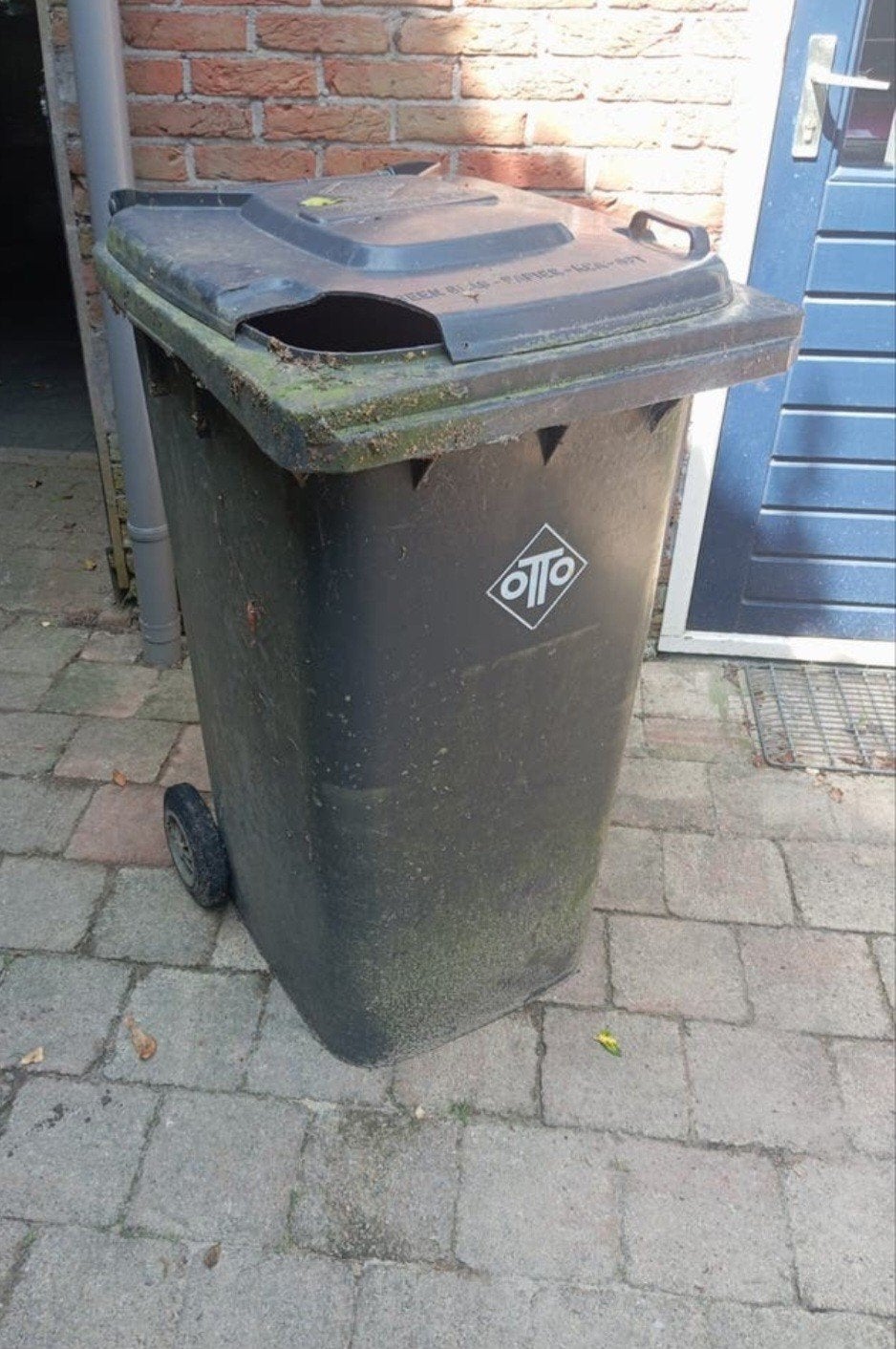 GRATIS 240 liter kliko, Tuin en Terras, Regentonnen, Ophalen, Kunststof, Gebruikt, Met kraantje