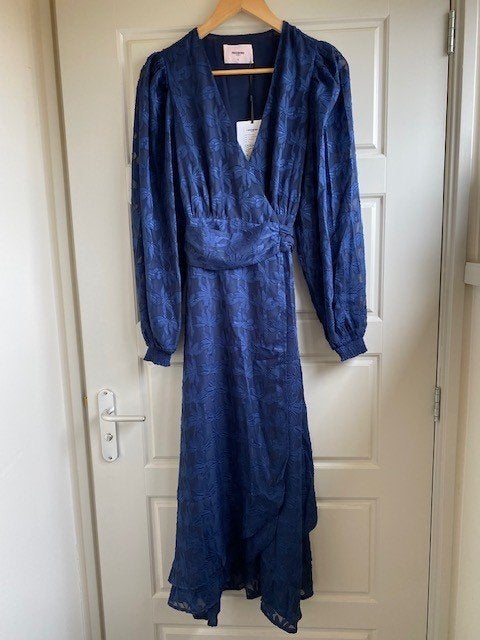 Nieuwe jurk van Freebird Blossom layer maat S, Kleding | Dames, Maat 38/40 (M), Blauw, Nieuw, Ophalen of Verzenden