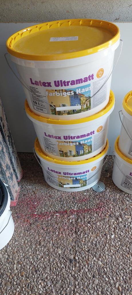 Muur verf. 30 liter ongebruikt. Kleur licht grijs, Ophalen, Nieuw