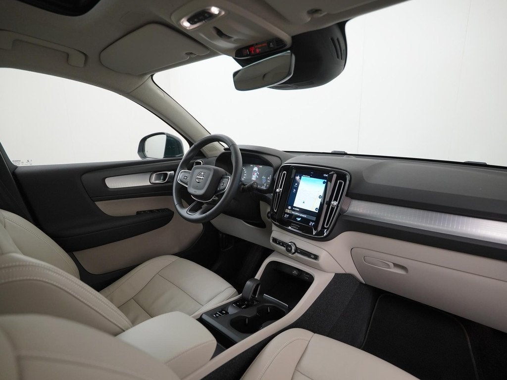 Volvo XC40 1.5 T4 Recharge Inscription Business | Panoramada, 12 maanden, Stof, Euro 6, 1712 kg