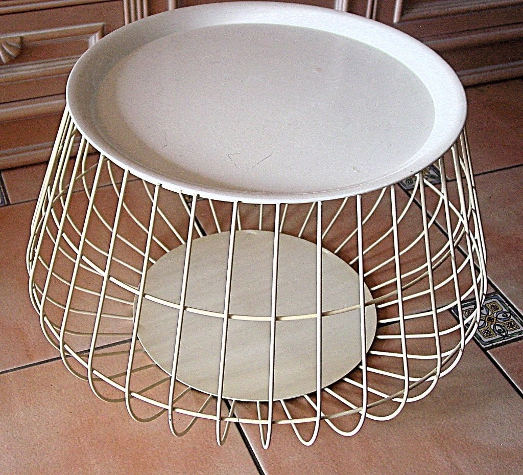 Malmö tafel/bijzettafel/opbergmand met dienblad, Xenos, wit, Ophalen, Gebruikt, Rond, Tot twee personen