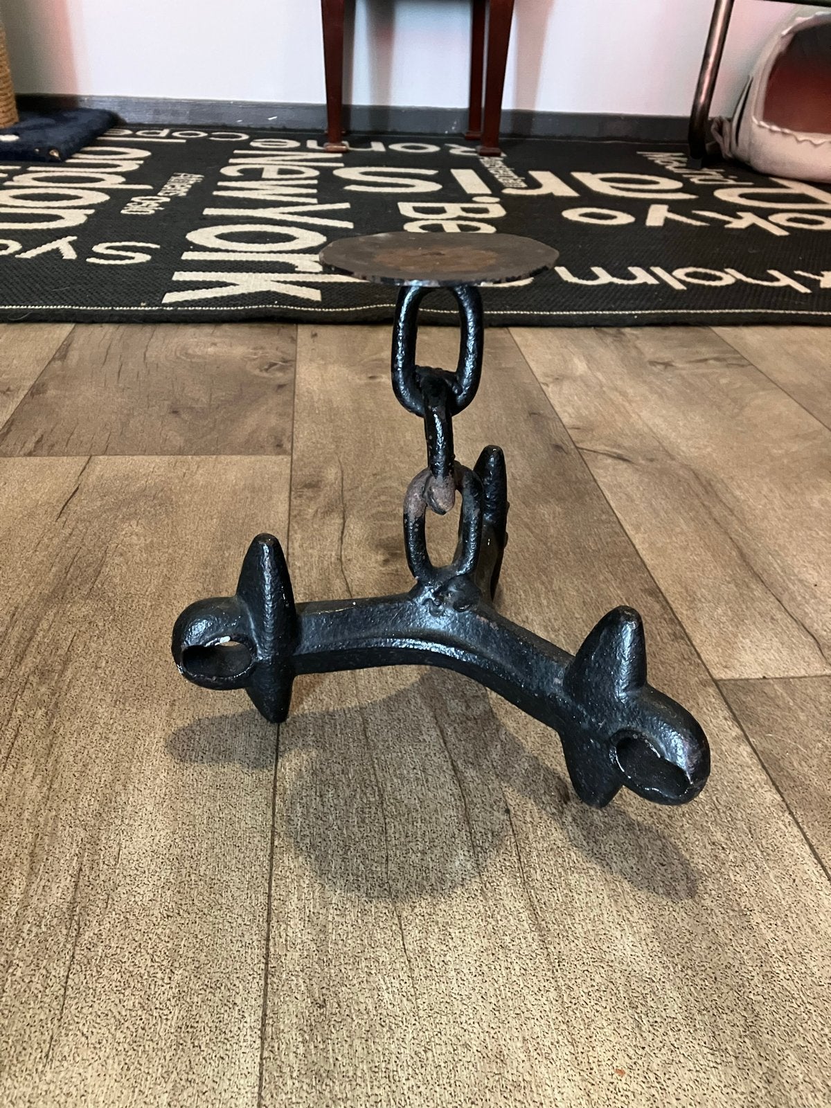 Zware metalen kandelaar - Uniek design, Antiek en Kunst, Ophalen of Verzenden, Overige materialen