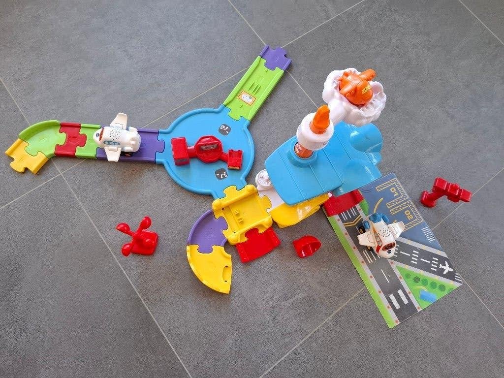 Vtech vliegveld, Ophalen of Verzenden, Gebruikt, 6 maanden tot 2 jaar