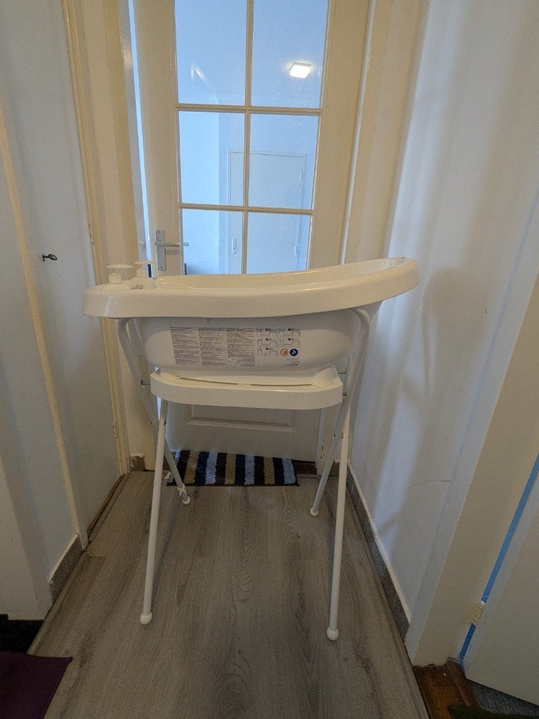 Bébé-Jou Complete Baby Bath Set with Stand & Bath Support, Ophalen, Gebruikt, Badje, Bébé-jou