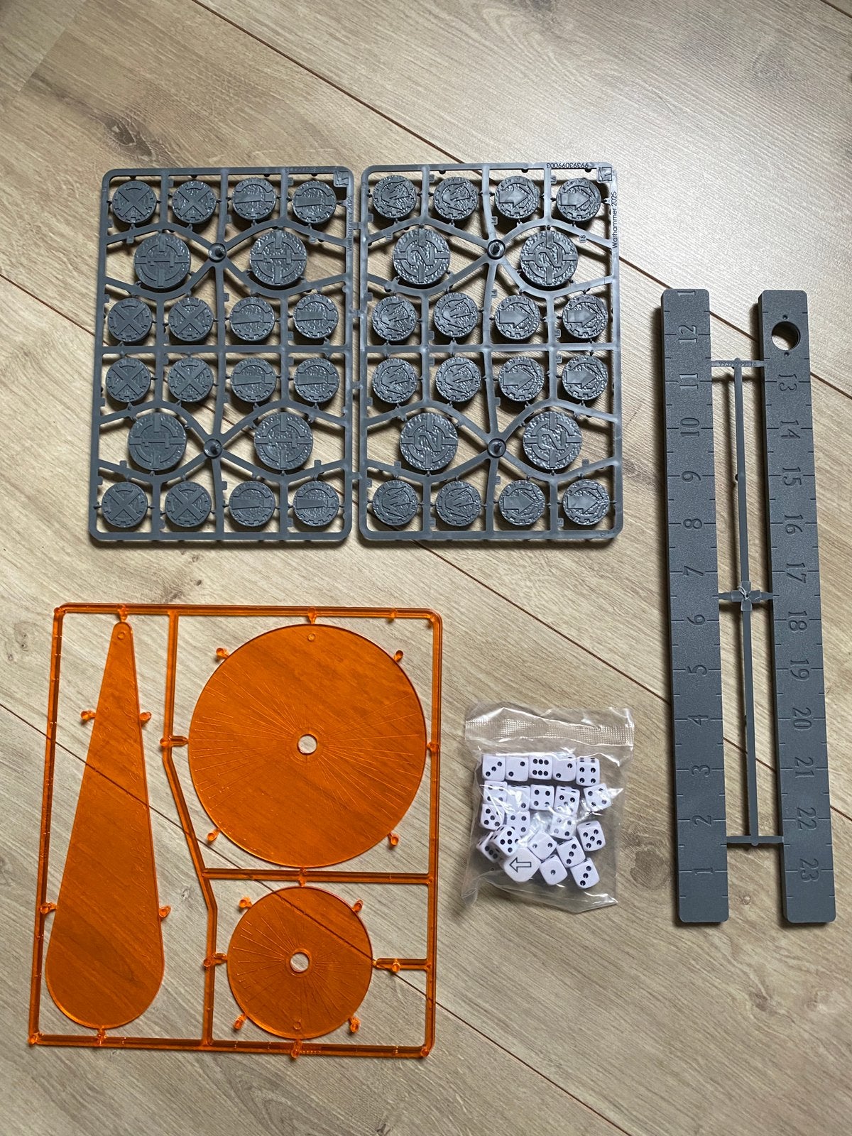 30k accessories, Hobby en Vrije tijd, Wargaming, Verzenden, Zo goed als nieuw, Warhammer, Boek of Catalogus