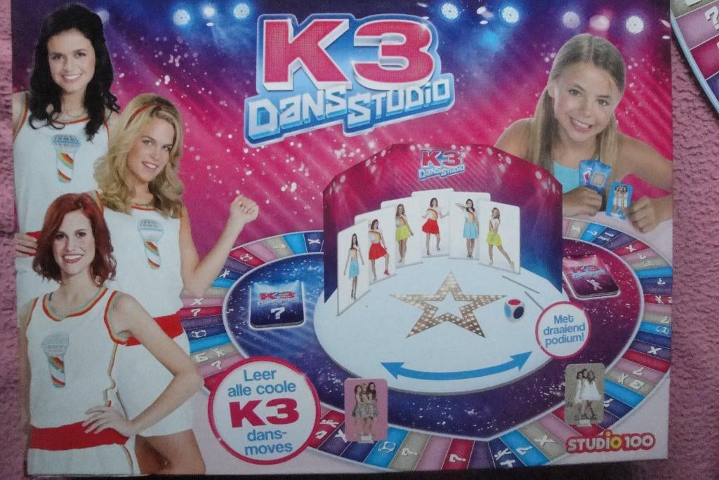K 3 DANS STUDIO BORDSPEL  Voor 2 tot 4 spelers 3.95euro., Een of twee spelers, Ophalen of Verzenden, Zo goed als nieuw