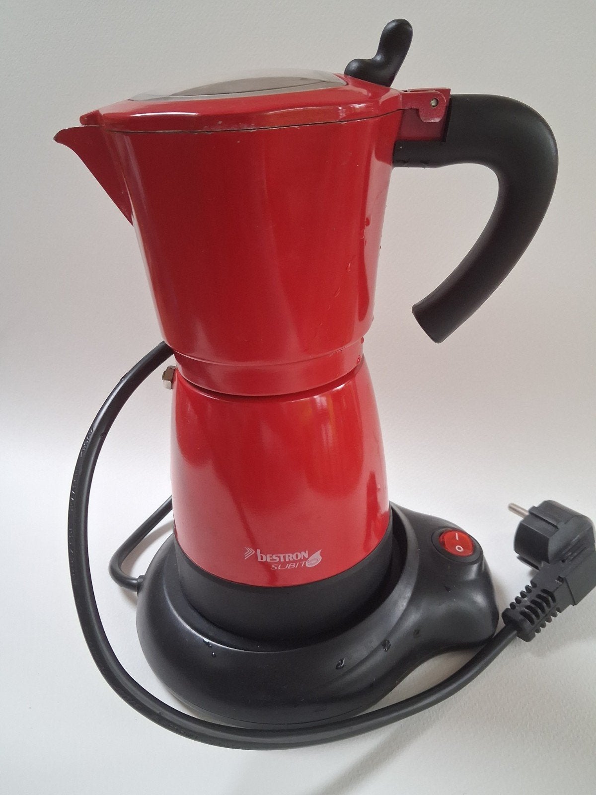 Elektrische Moka Express Koffiezetapparaat Rood, Witgoed en Apparatuur, Koffiezetapparaten, Gebruikt, Gemalen koffie, Espresso apparaat