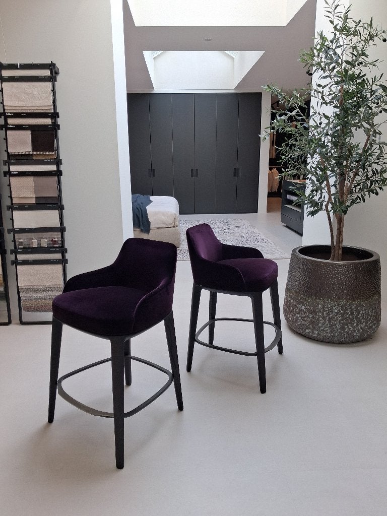Poliform Sophie Bar Stools – Set of 2 (Ex-Display), Ophalen, Met voetsteun, 60 tot 90 cm, Zo goed als nieuw