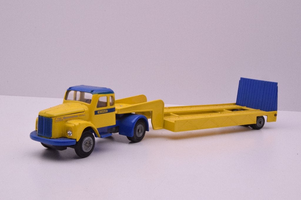 Scania Vabis 110 met dieplader  '' Tekno '', Ophalen of Verzenden, Zo goed als nieuw, Bus of Vrachtwagen, Tekno