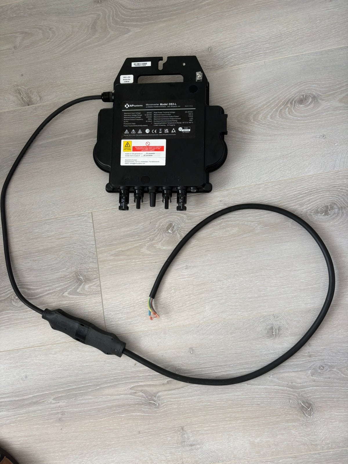 Apsystems ds3 L, Ophalen of Verzenden, Zo goed als nieuw, Overige typen