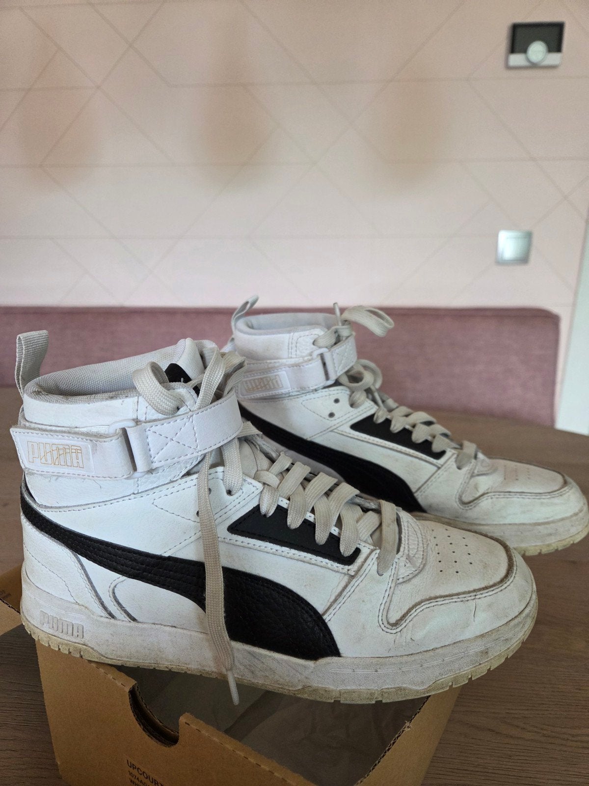 Puma Rebound Joy sneakers maat 41, Kleding | Dames, Puma, Wit, Ophalen of Verzenden, Gedragen