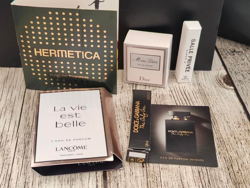 Sample set ,diverse geuren (oa Hermetica Source 
Dior - Miss, Ophalen of Verzenden, Nieuw