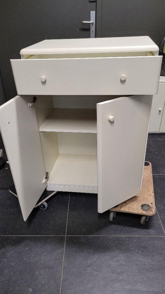 Slaapkamerkastjes, Ophalen, Gebruikt, Met lade(s), 50 tot 100 cm