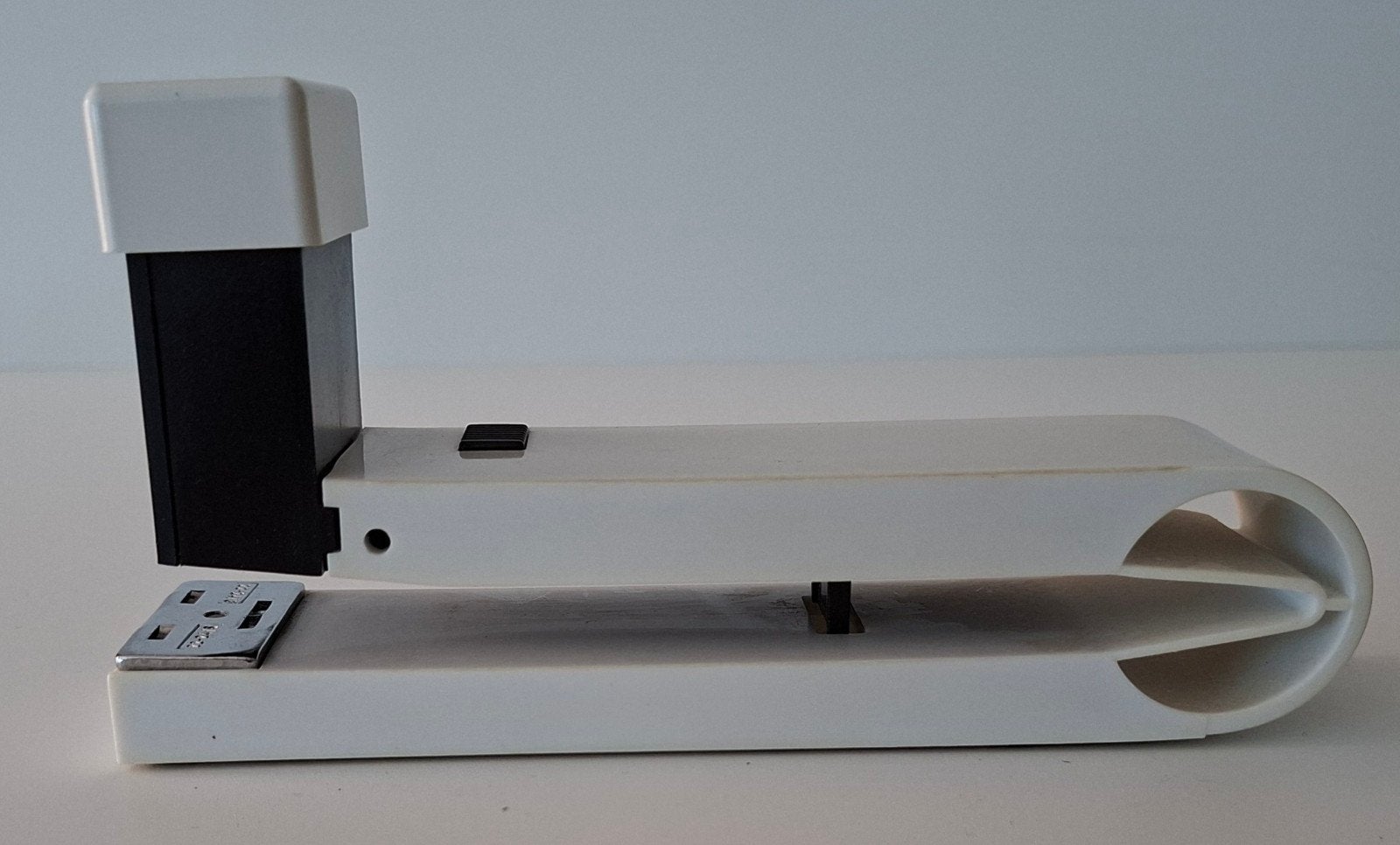 El Casco M-20 nietmachine., Ophalen of Verzenden