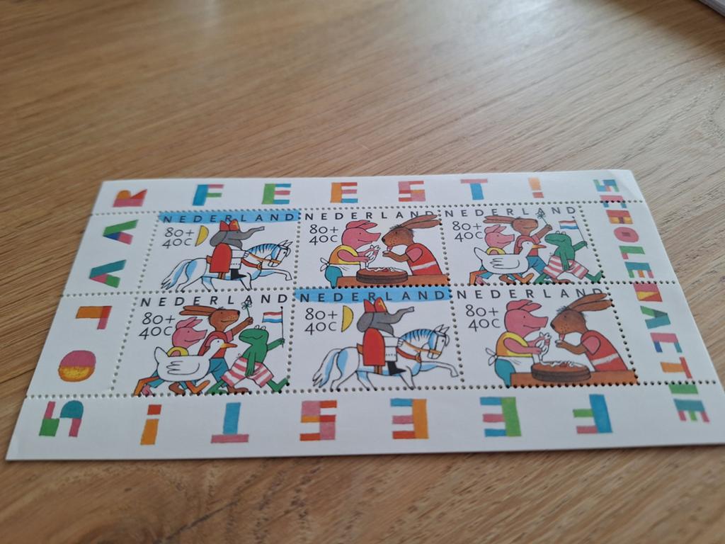 Kinderpostzegels 1998 - 50 jaar feest vel postfris, Postzegels en Munten, Postzegels | Nederland, Ophalen of Verzenden