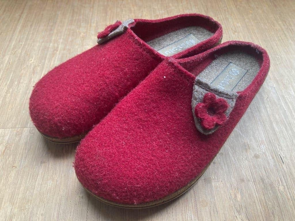 Wol pantoffel mt 39 Inblu, Ophalen of Verzenden, Zo goed als nieuw, Pantoffels of Sloffen, Inblu