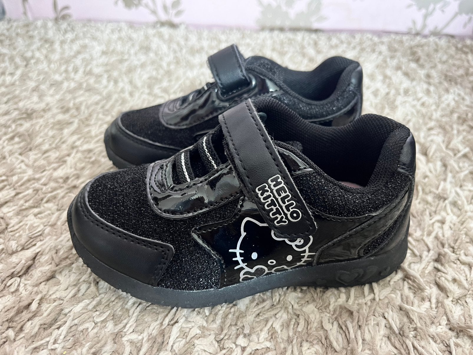 Hello kitty meisjes schoenen maat 25, Ophalen, Zo goed als nieuw, Meisje, Schoenen