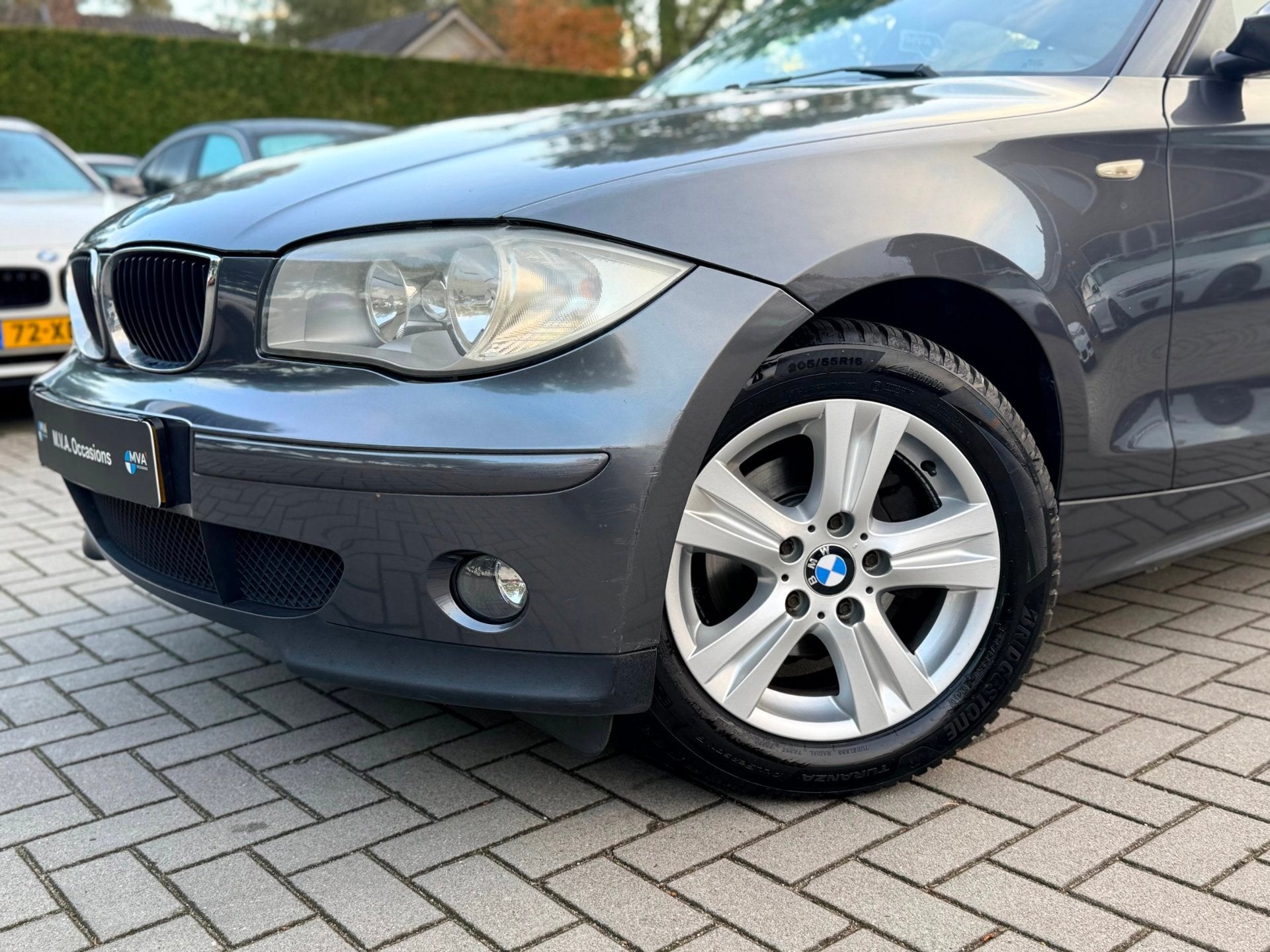 BMW 1-serie 116i|Nieuwe Ketting + Klepseals|Climate control|, Auto's, 1596 cc, Gebruikt, Zwart, 4 cilinders