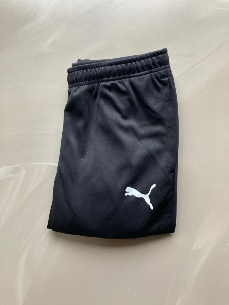 Puma trainingsbroek zwart - Maat S - Nieuw, Kleding | Heren, Sportkleding, Ophalen of Verzenden, Nieuw, Zwart, Algemeen