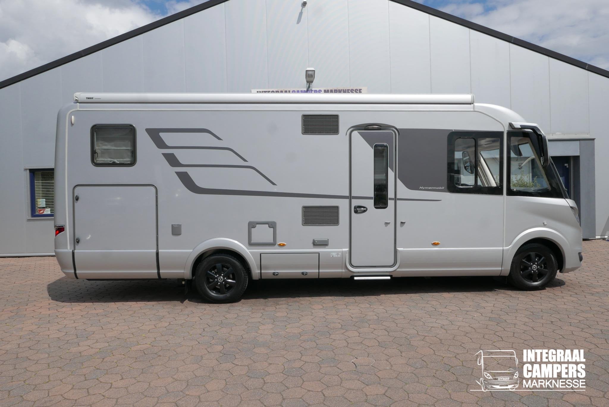 Hymer BML-I 780 MasterLine Enkele bedden | Bovenkastjes | Le, Caravans en Kamperen, Tot en met 2, 7 tot 8 meter, Bedrijf, Diesel