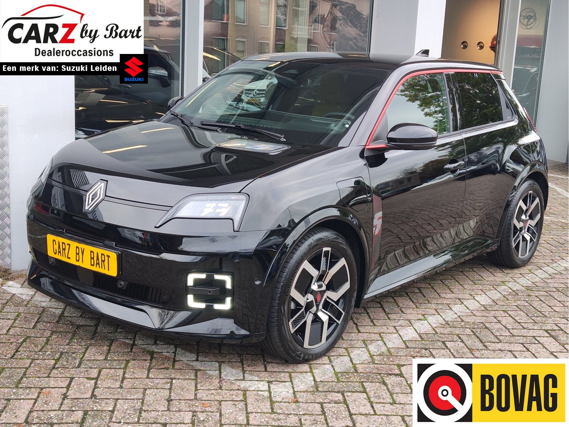 Renault 5 COMFORT RANGE ICONIC CINQ 52 kWh SoH 99,5% | Adapt, 12 maanden, Stof, Gebruikt, Zwart