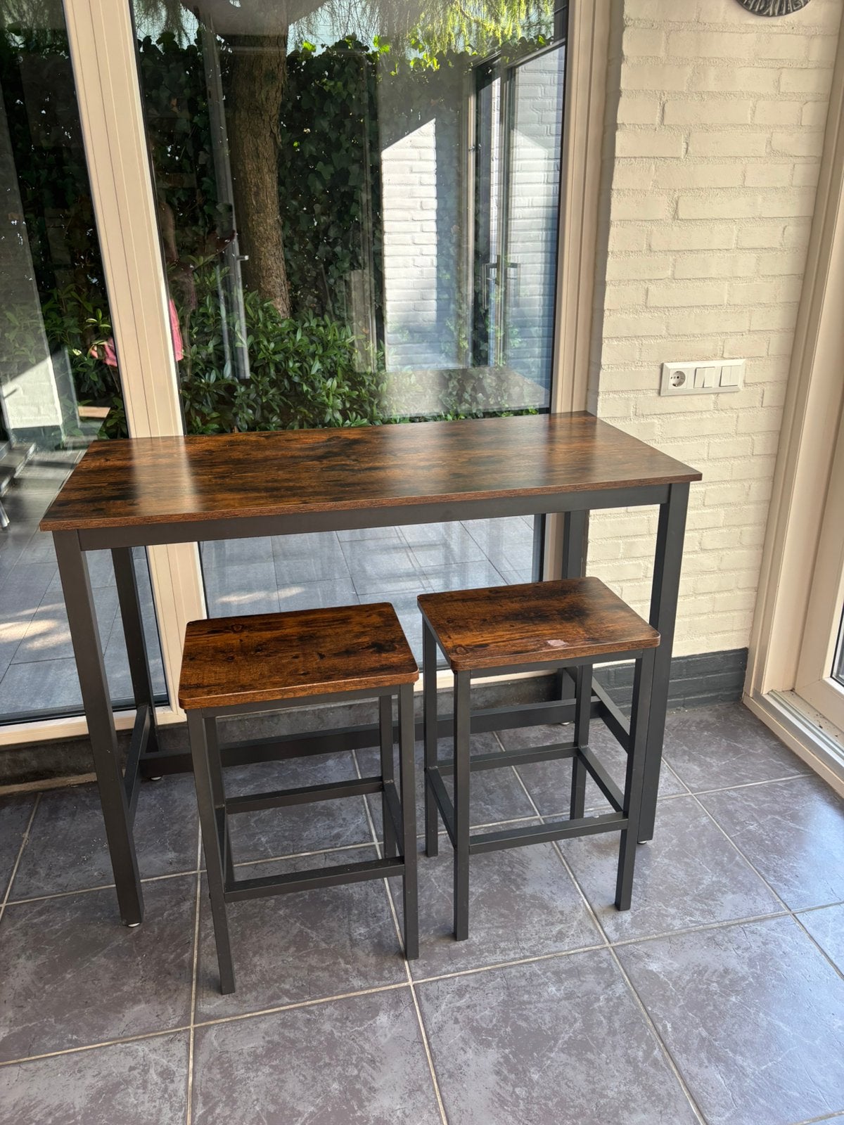 Statafel (bartafel) met 2 stoelen, Ophalen of Verzenden, Gebruikt