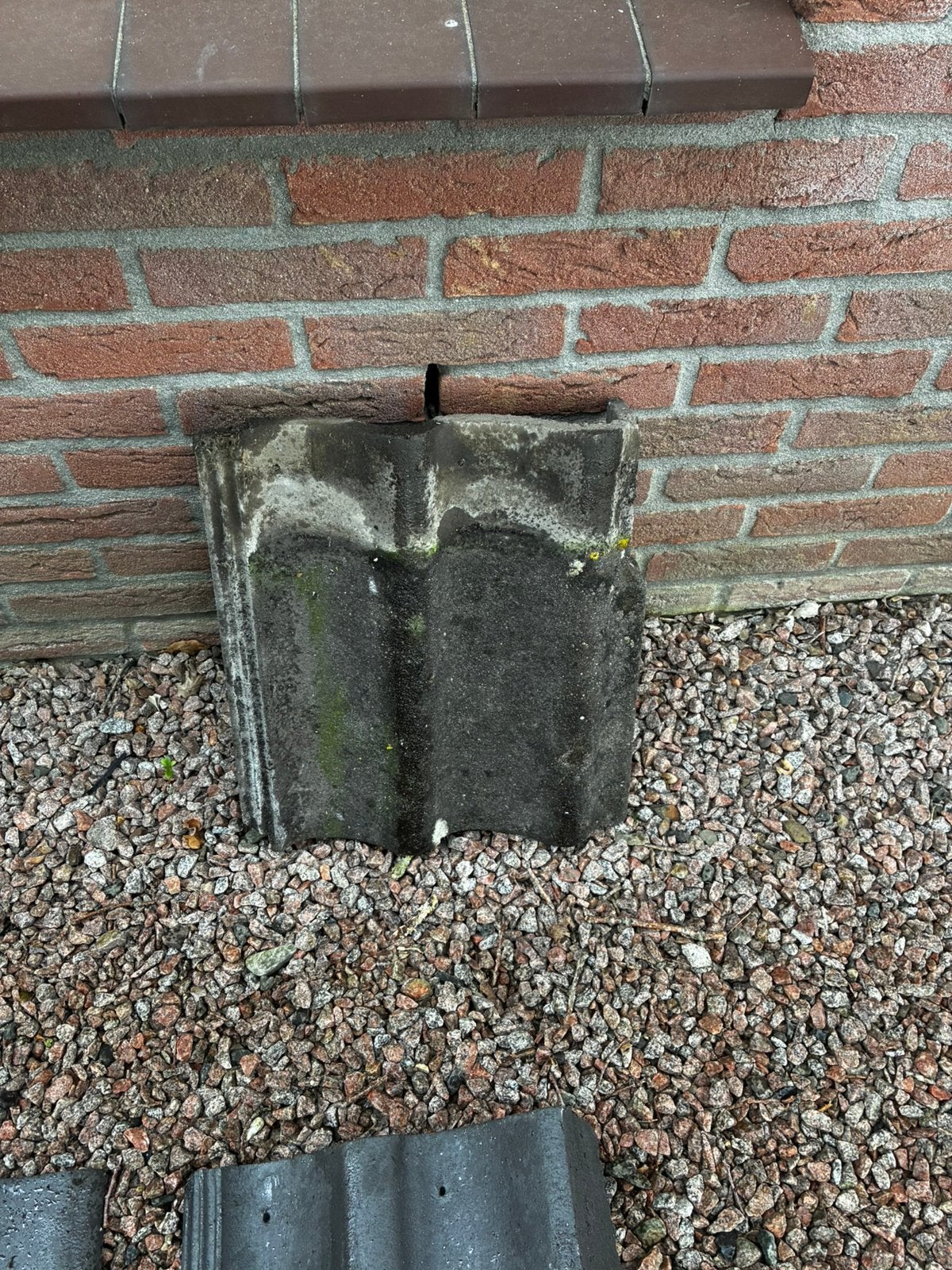 Gevelpannen, Doe-het-zelf en Verbouw, Ophalen, Steen of Klei, Zo goed als nieuw, 15 m² of meer