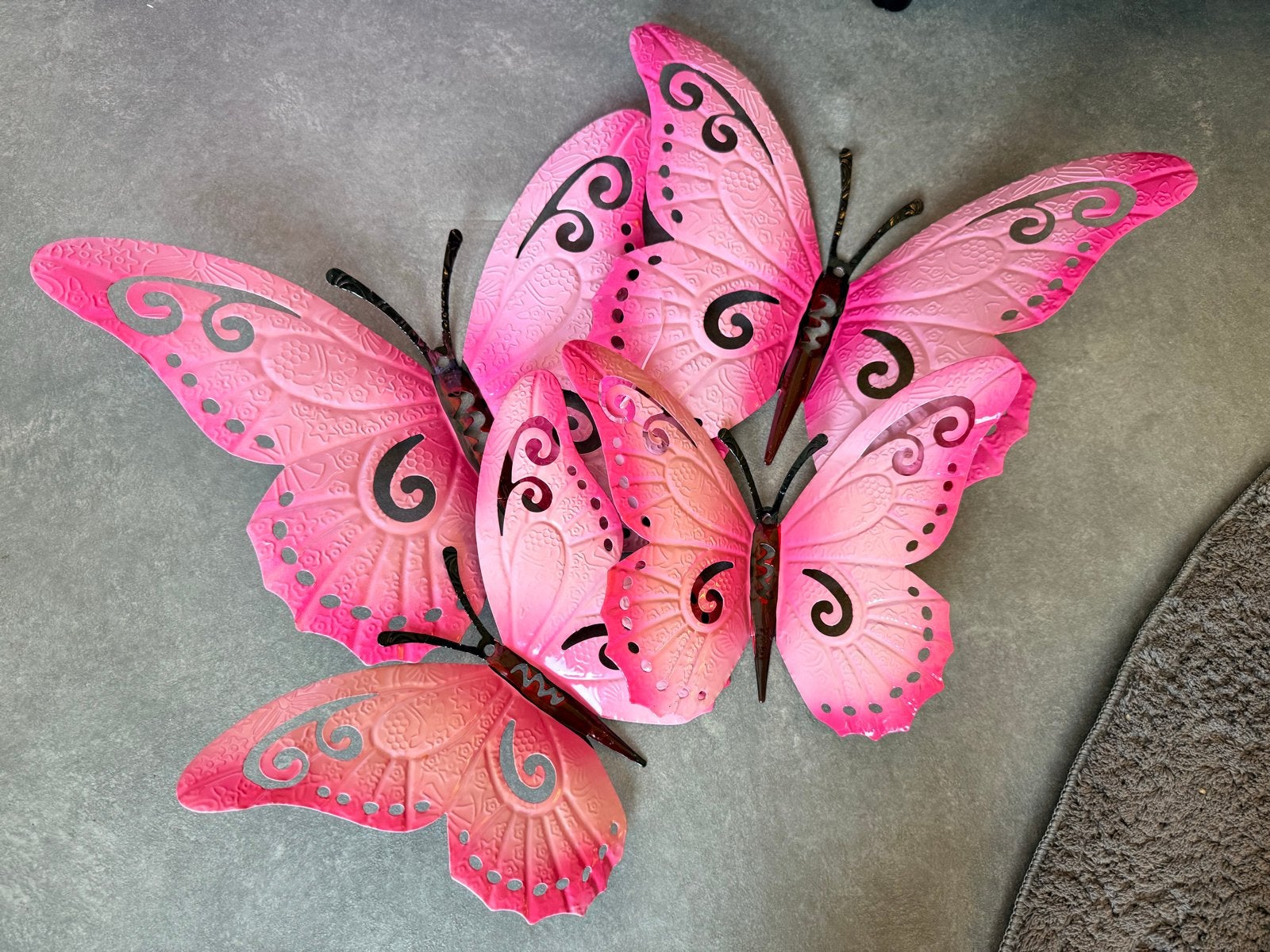 Roze metalen vlinders wanddecoratie, Ophalen of Verzenden, Zo goed als nieuw, Roze, Metaal