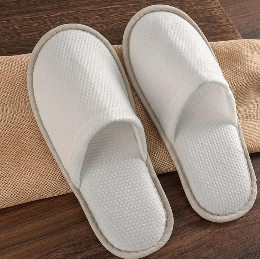 slippers 40 stuks, Slippers, Wit, Nieuw, Ophalen of Verzenden