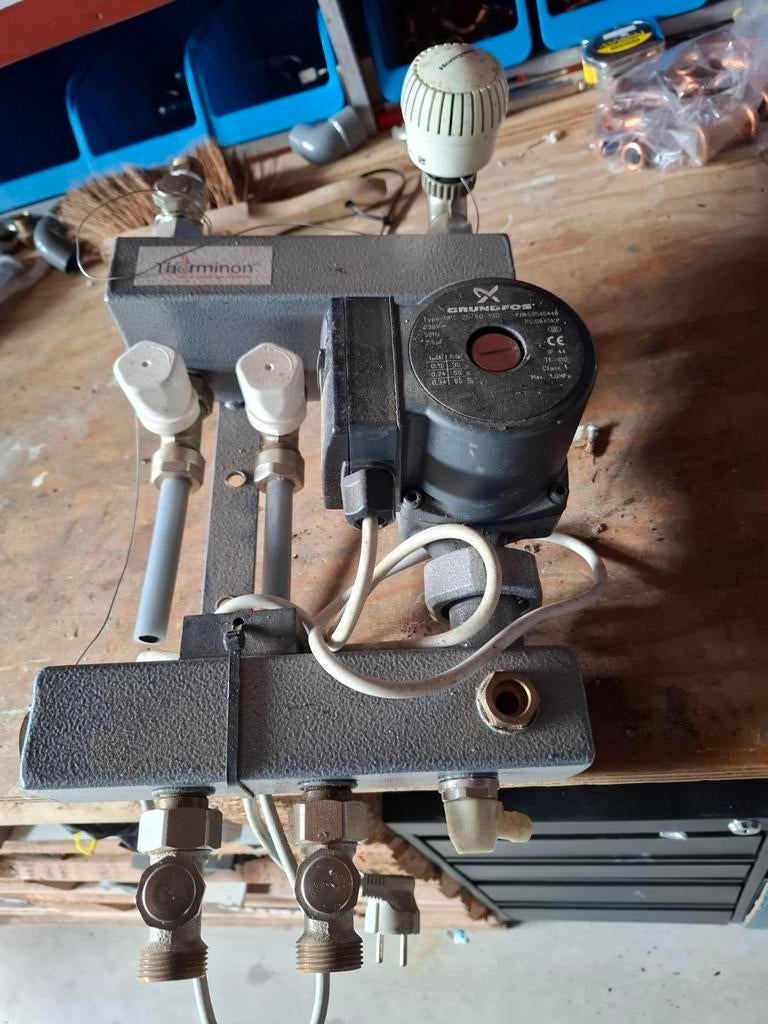 2 groeps verdeler, Gebruikt, Minder dan 30 cm, Overige typen, Minder dan 60 cm