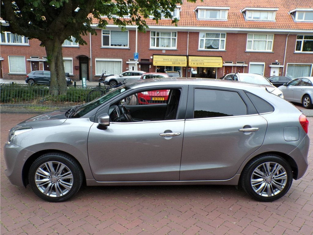 Suzuki Baleno 1.2 Smart Hybrid High Executive (bj 2019), Auto's, Suzuki, Voorwielaandrijving, Gebruikt, 4 cilinders, Origineel Nederlands
