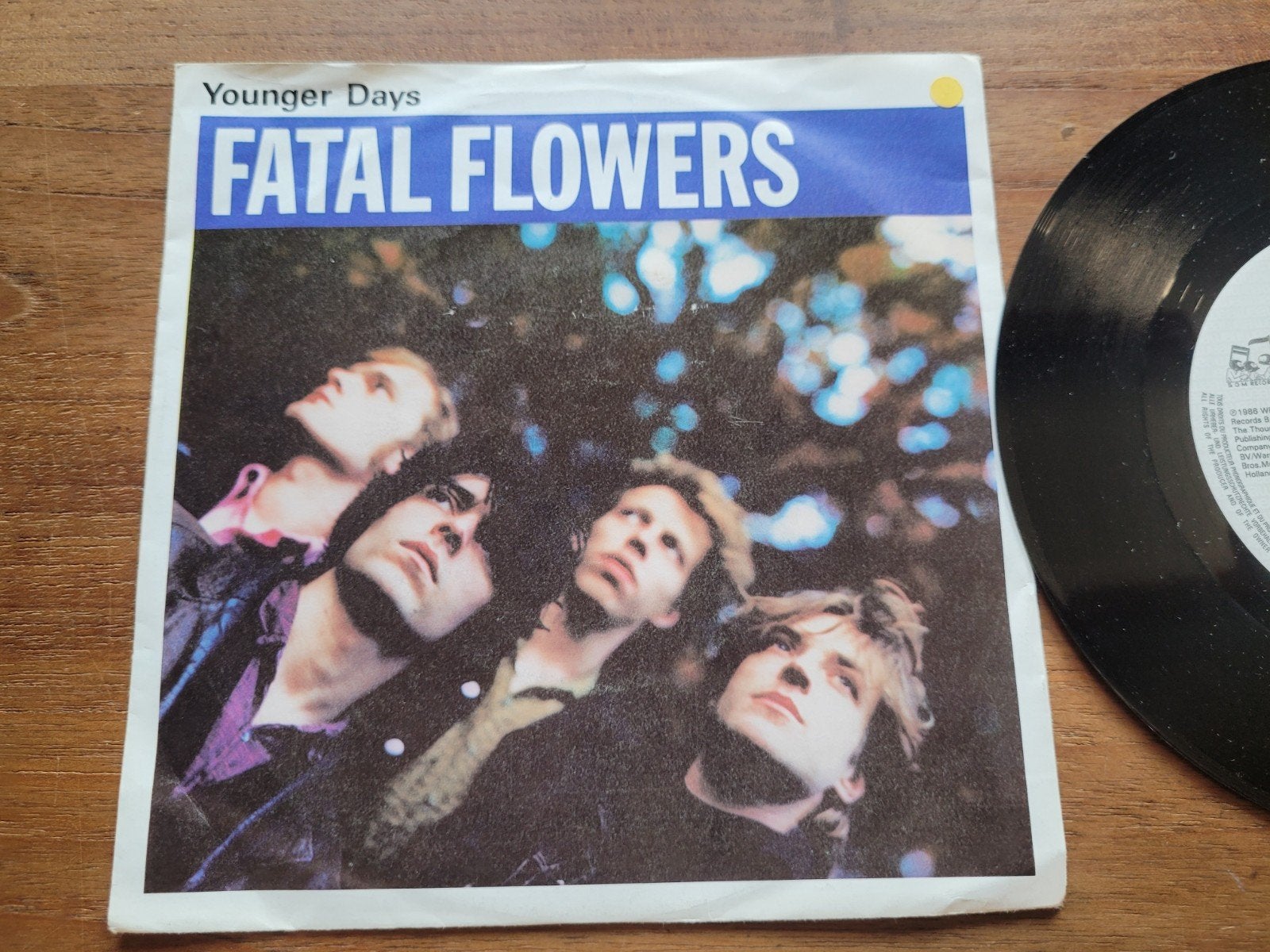 Fatal Flowers - Younger Days / White Mustang 7 inch vinyl, Cd's en Dvd's, Vinyl Singles, Gebruikt, 7 inch, Ophalen of Verzenden
