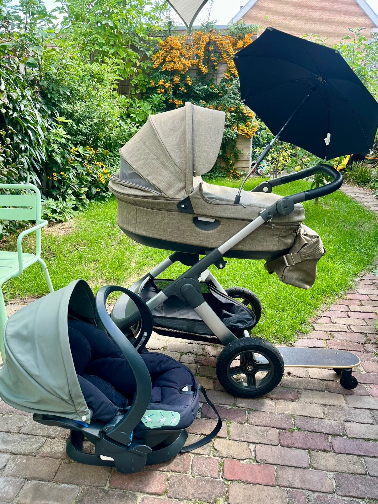 Stokke Trailz 3-in-1 all terrain kinderwagen, Kinderen en Baby's, Kinderwagens en Combinaties, Gebruikt, Verstelbare duwstang