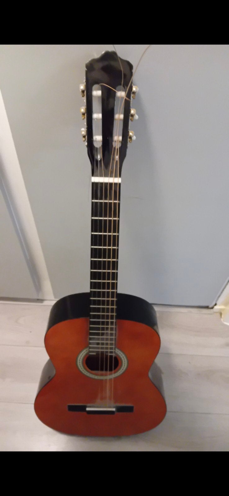 Akoestisch gitaar, Ophalen