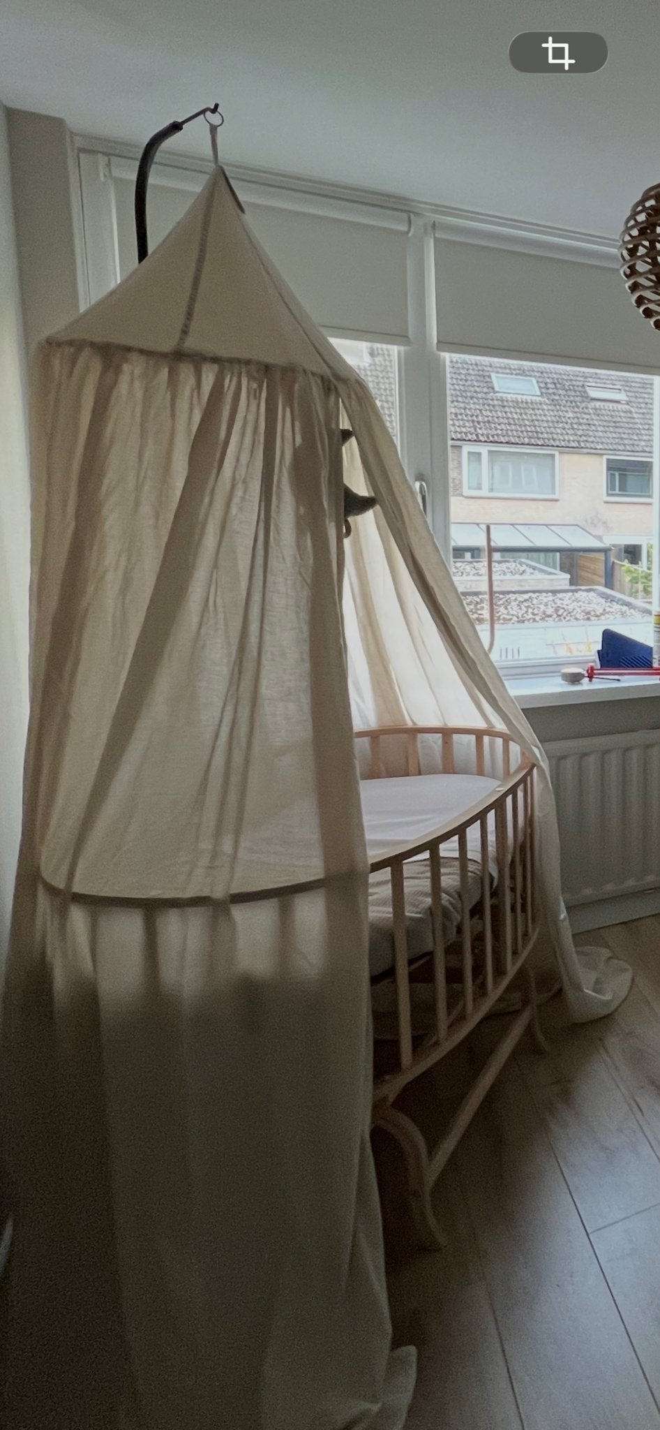 Ovaal wiegje BabyRace met hemelstok en schommelfunctie, Ophalen of Verzenden, Zo goed als nieuw, Wieg