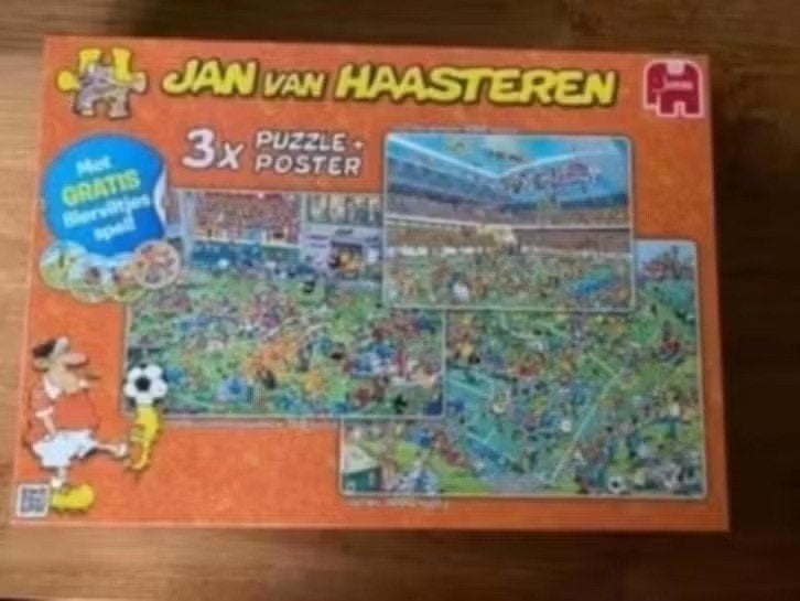 Jan van Haasteren 3x voetbalpuzzel / posters en bierviltjes, Ophalen of Verzenden, 500 t/m 1500 stukjes, Zo goed als nieuw