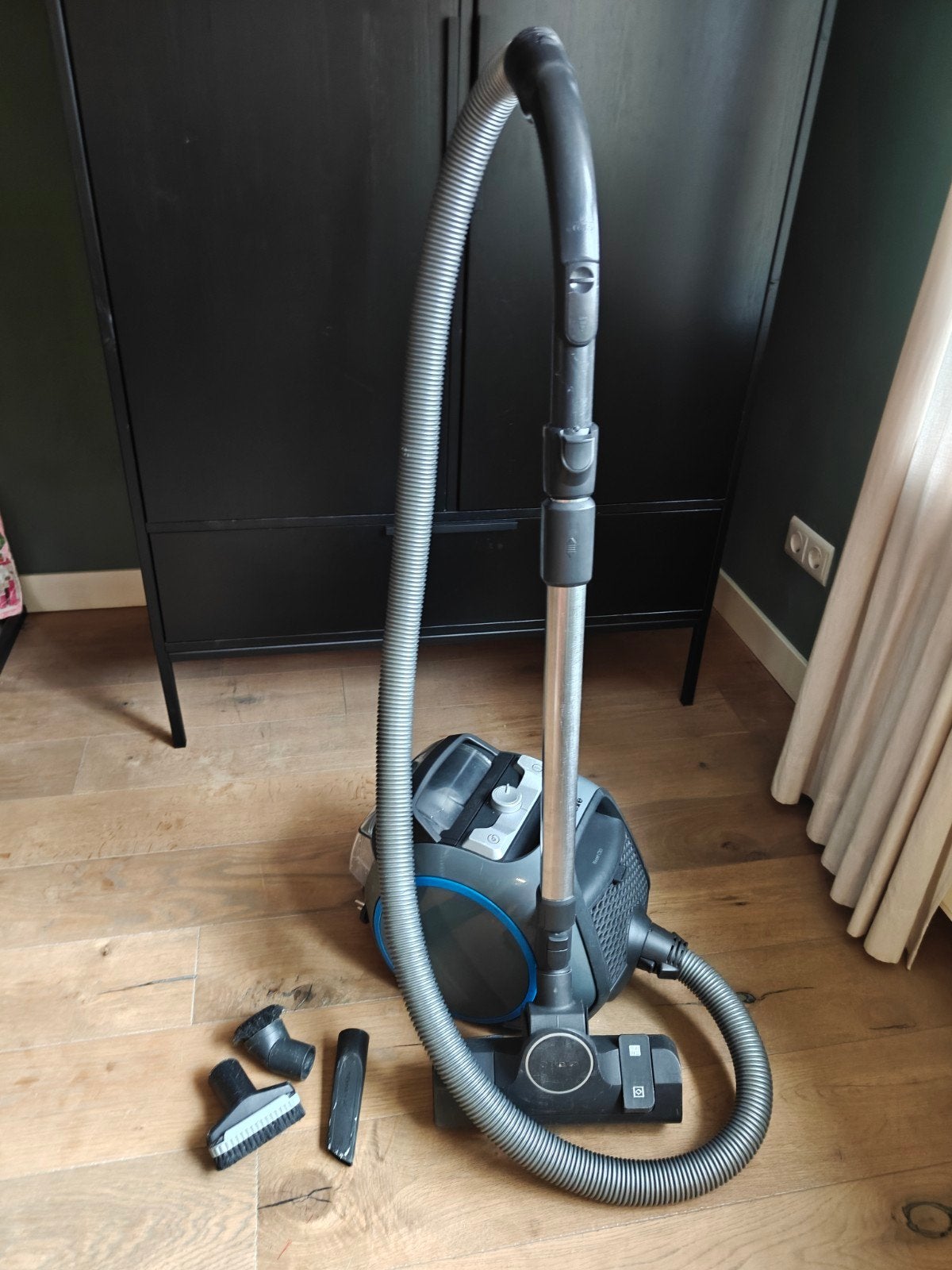 Nette Miele Boost CX1 zakloze stofzuiger, Gebruikt, Ophalen of Verzenden, Miele, Sledestofzuiger