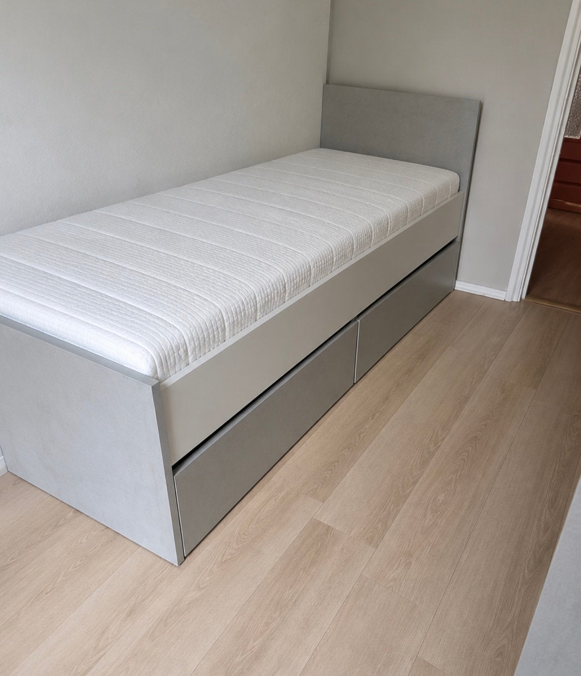 Te koop:Zeer nette kinderbed, Ophalen, 90 cm, Eenpersoons, Wit