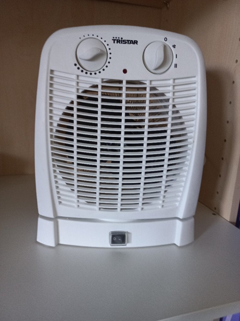 Tristar ventilatorkachel IP21 wit/ max. 2000W, Witgoed en Apparatuur, Ventilatoren, Ophalen of Verzenden, Nieuw, Tafelventilator